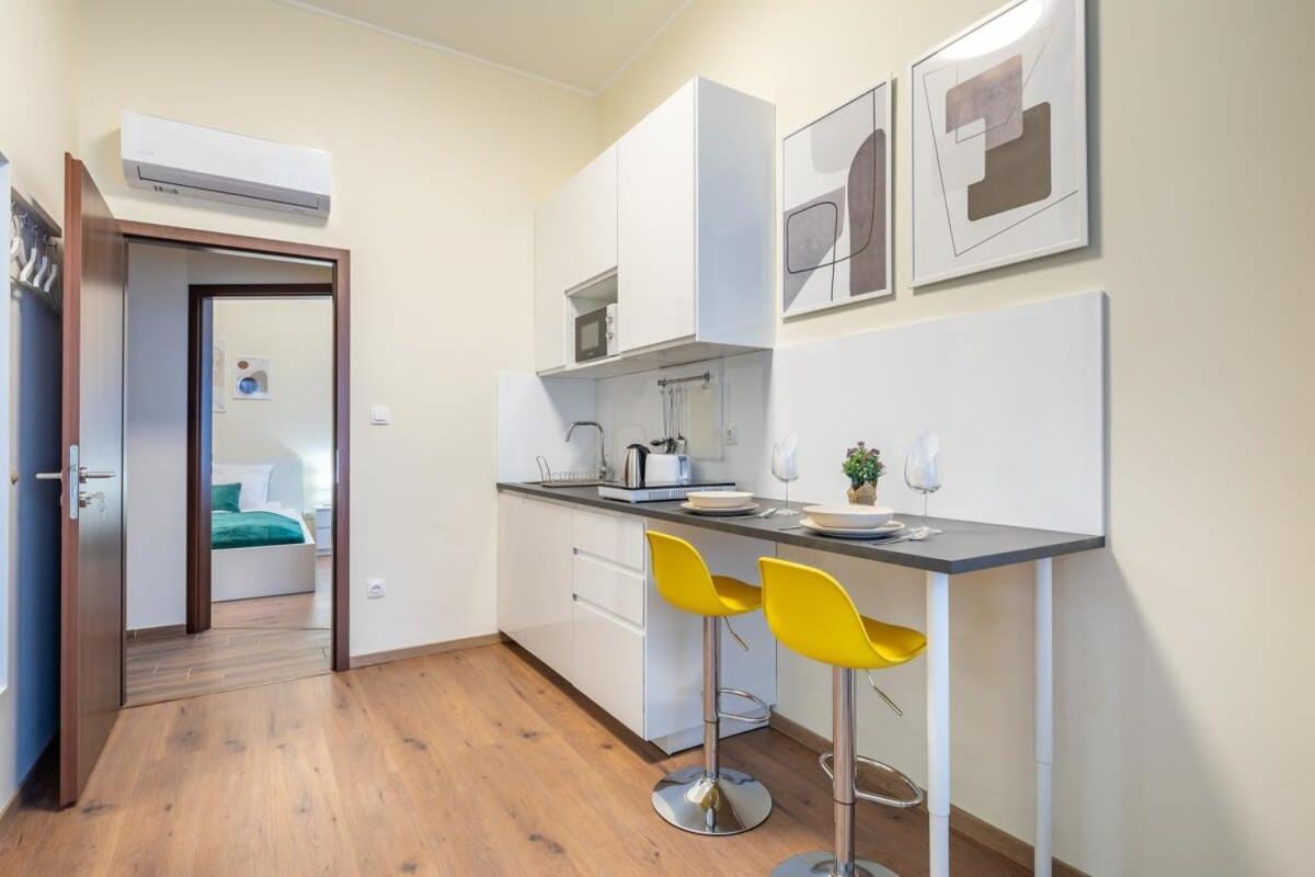 Apartament Super New *